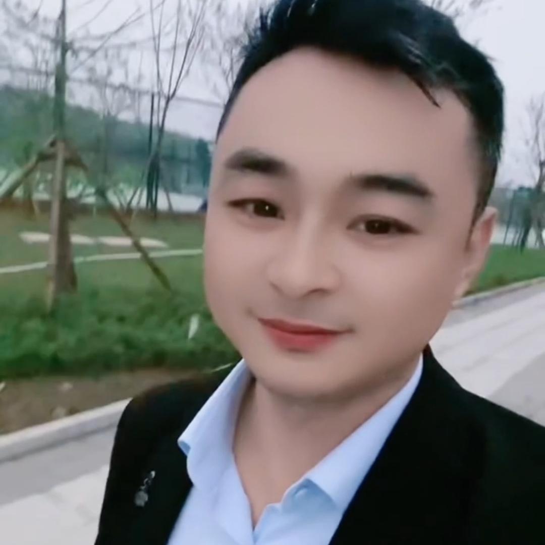 阳光男孩