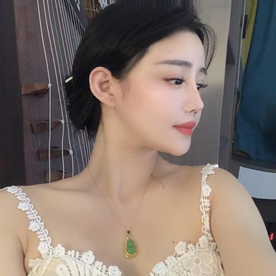 珊珊呀。