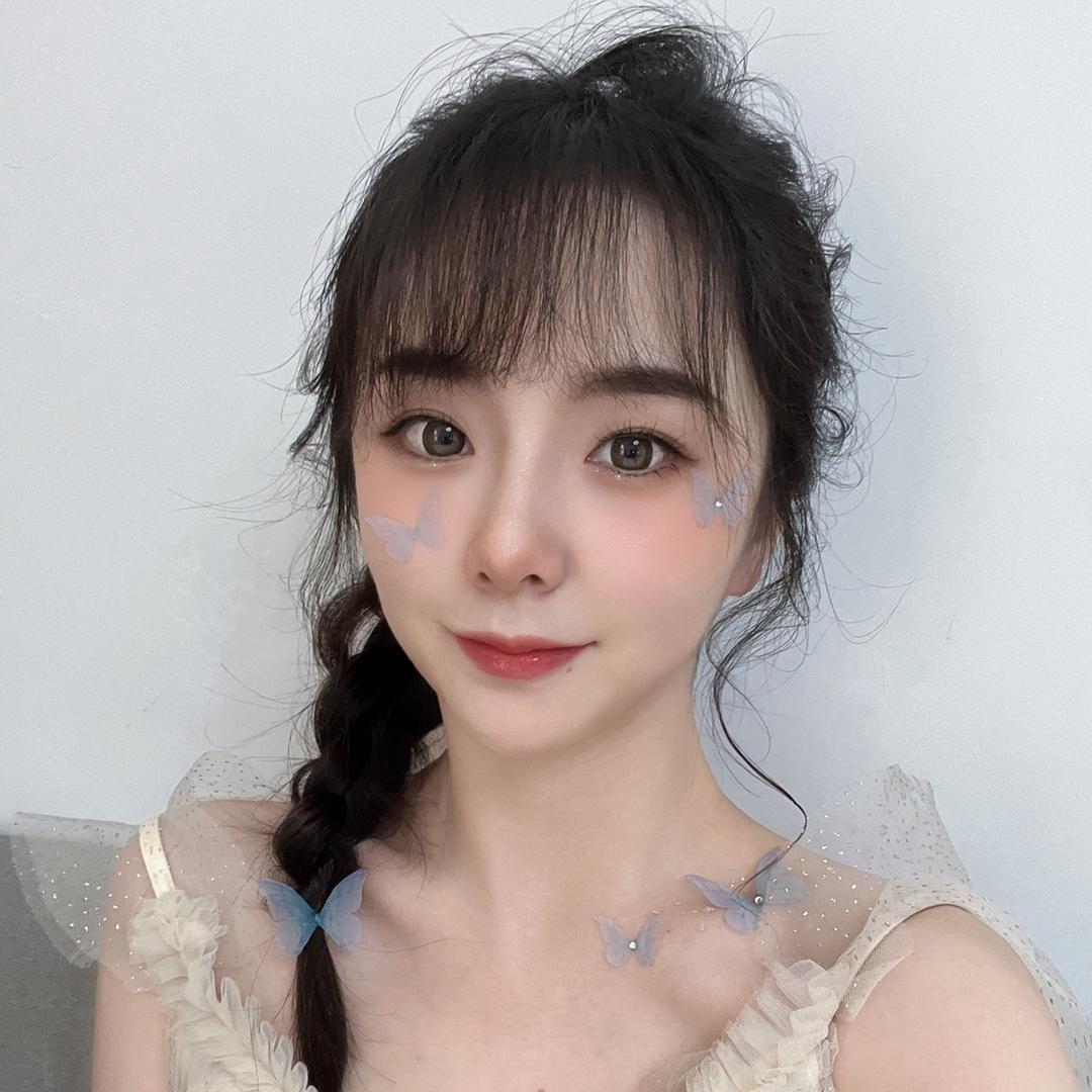. 2511👧🏻