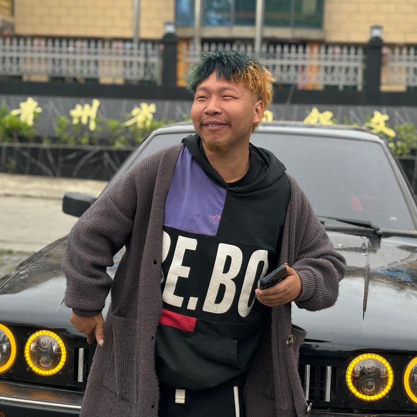 摇摆哥 小歪歪