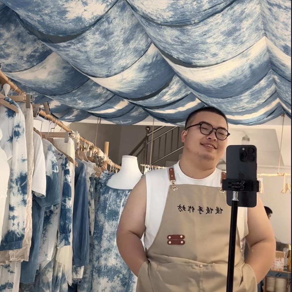 西畴县慢慢手工艺品坊