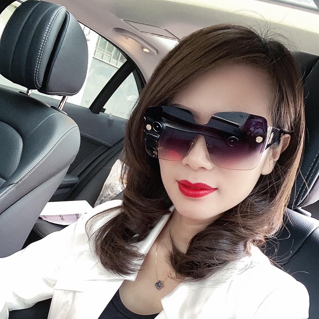 含姐潮流服饰