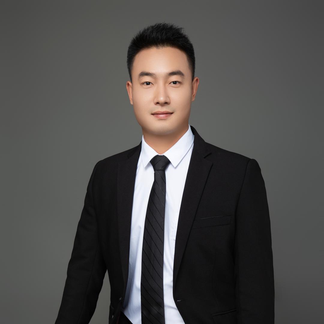 长沙金融何经理
