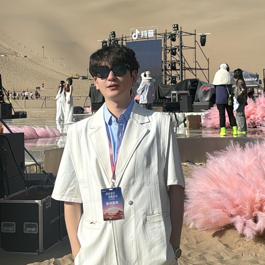 Q神🇨🇳【发现美&九宫格】¥杨氏集团