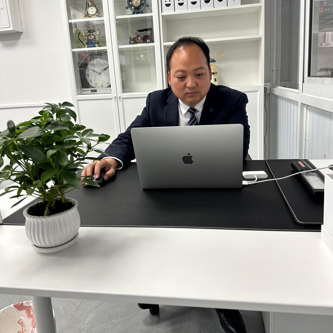 上海小朋二手车（高价收车）