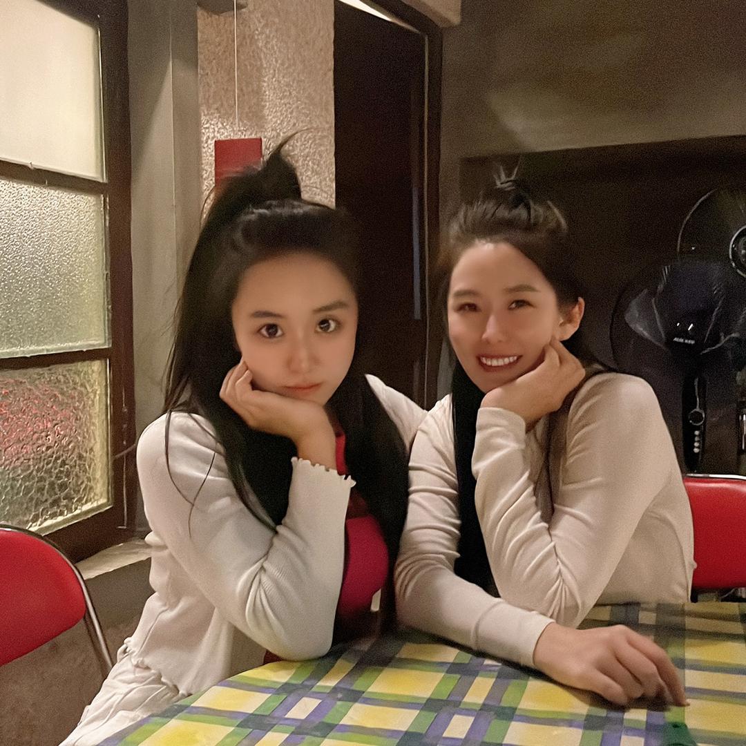塑料姐妹
