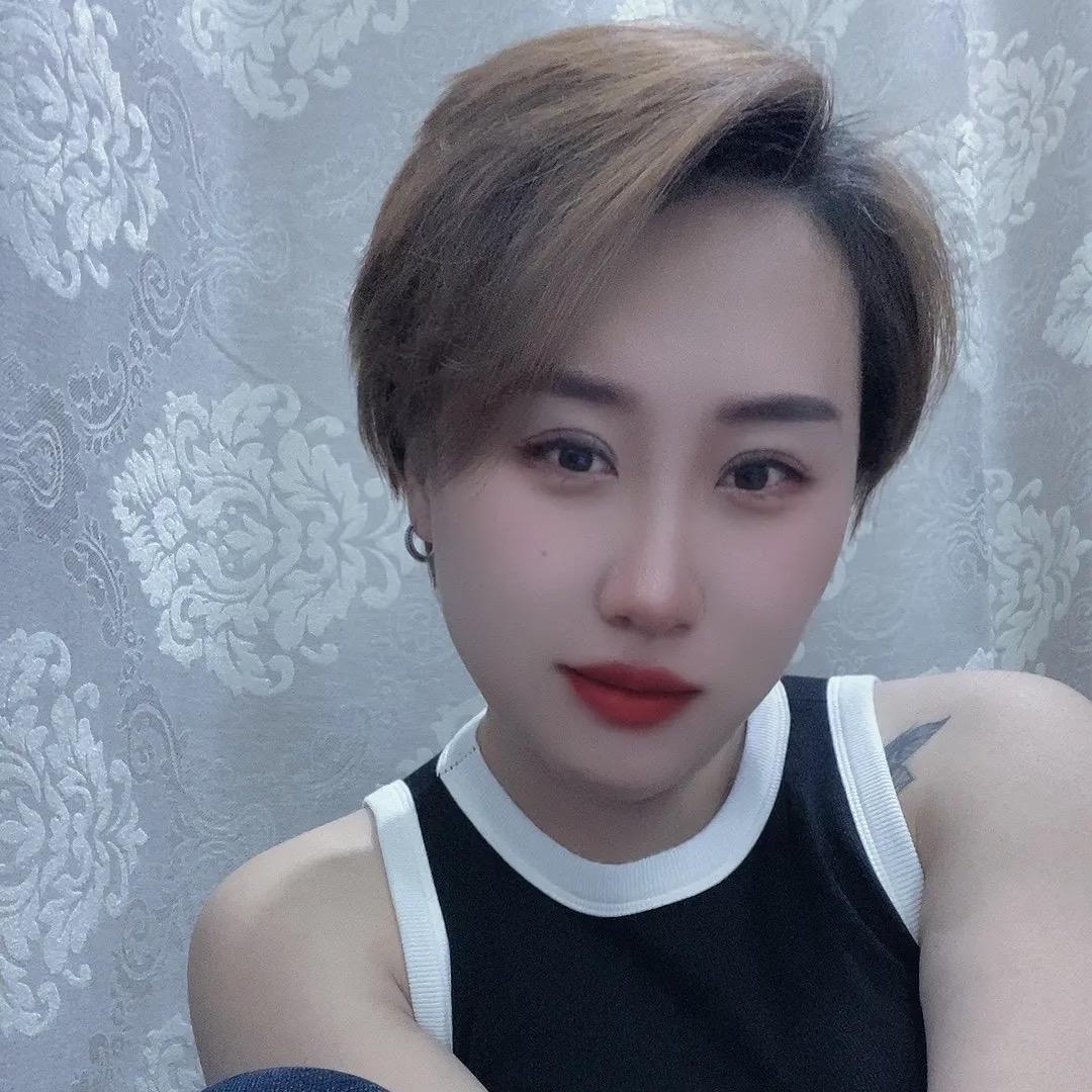不发脾气只发财✨