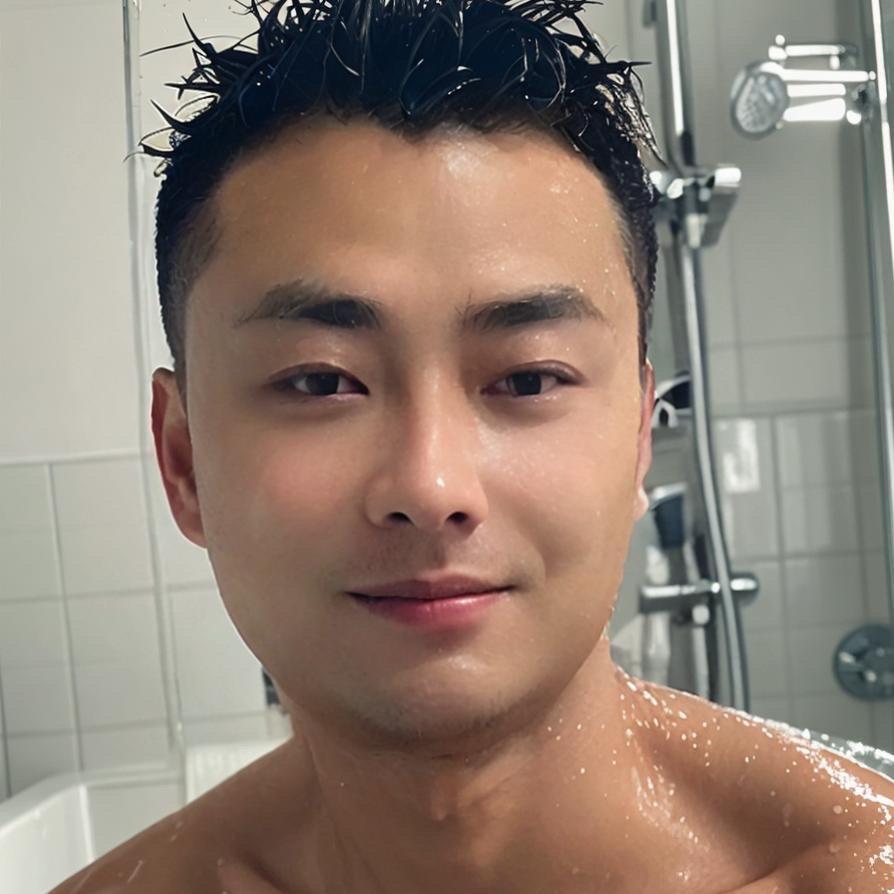 刘 闯