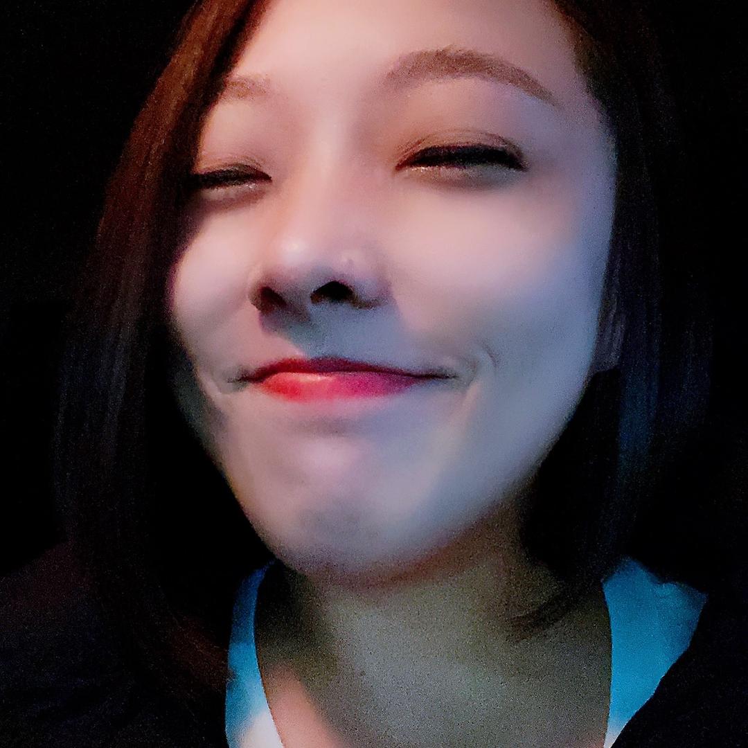 小嘴叭叭吃长春