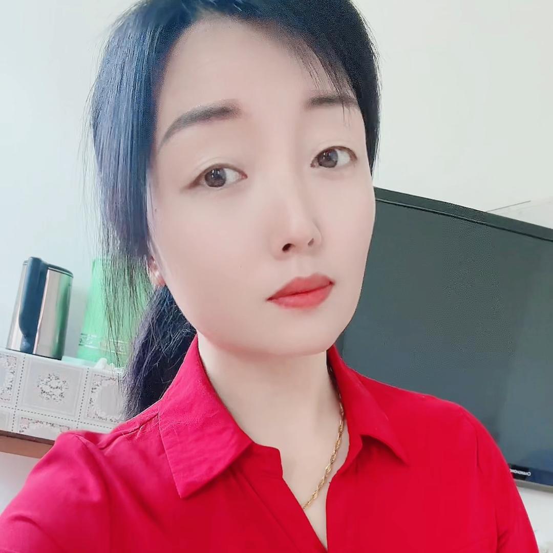 张燕@