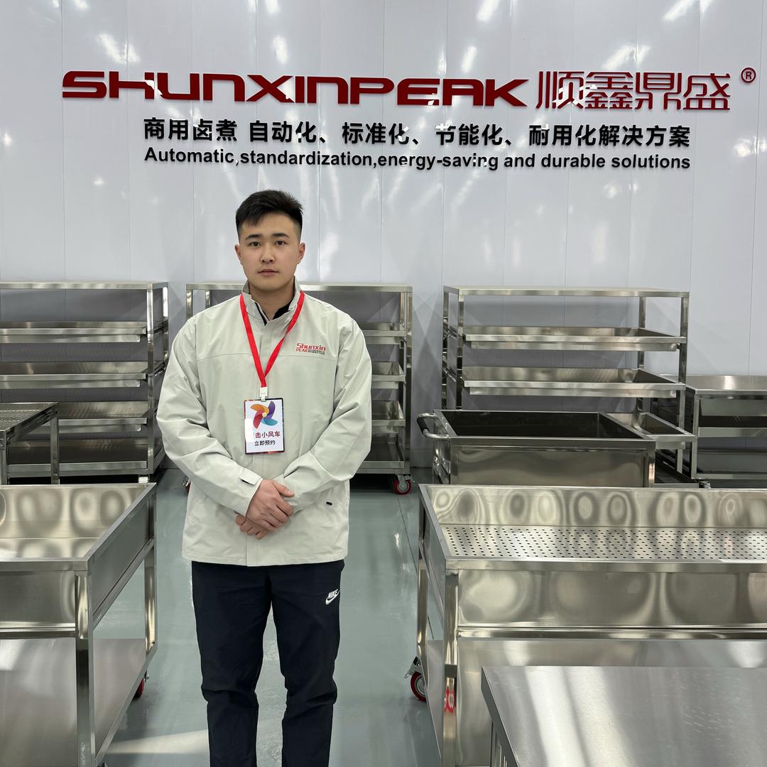顺鑫鼎盛高端熟食设备-小吴同学