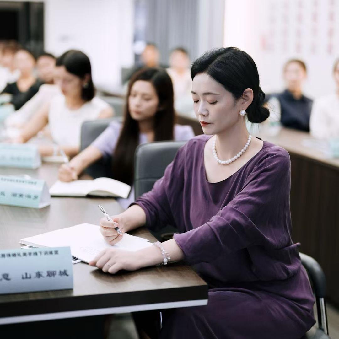 聊城主持人如意［氛围场  品质档］