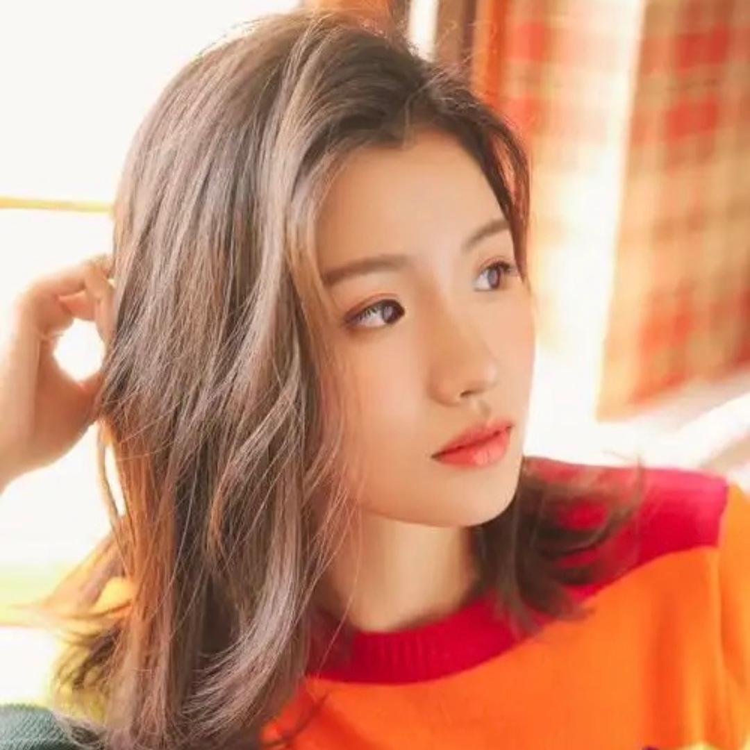 美丽女孩二手车29