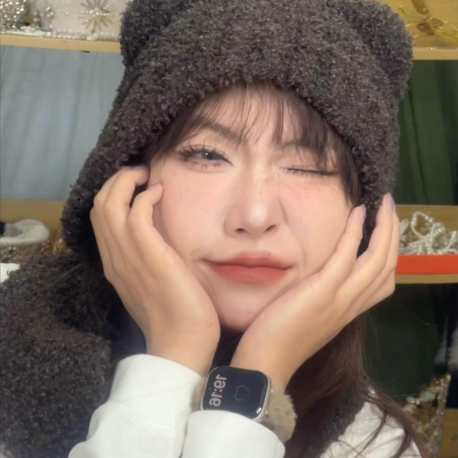 爱吃冰块🧊
