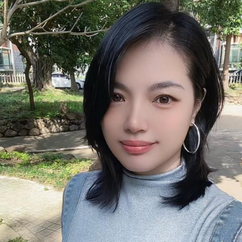 小金鱼🧜🏽‍♀️年年有余