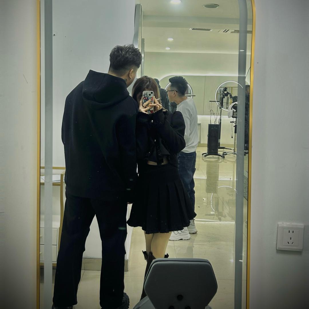 一天 800 个情绪