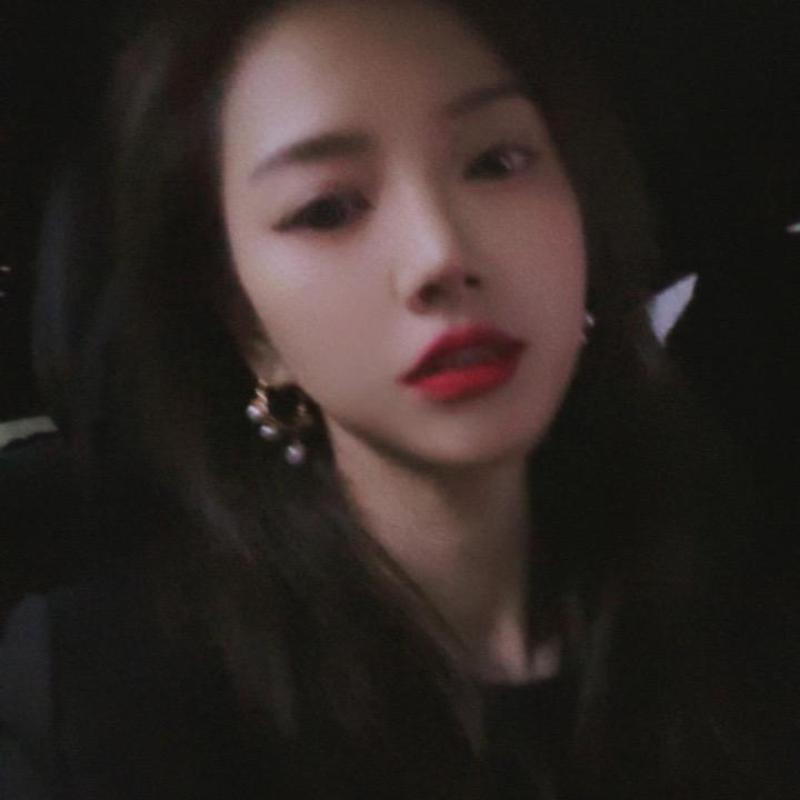Liu.liu💋