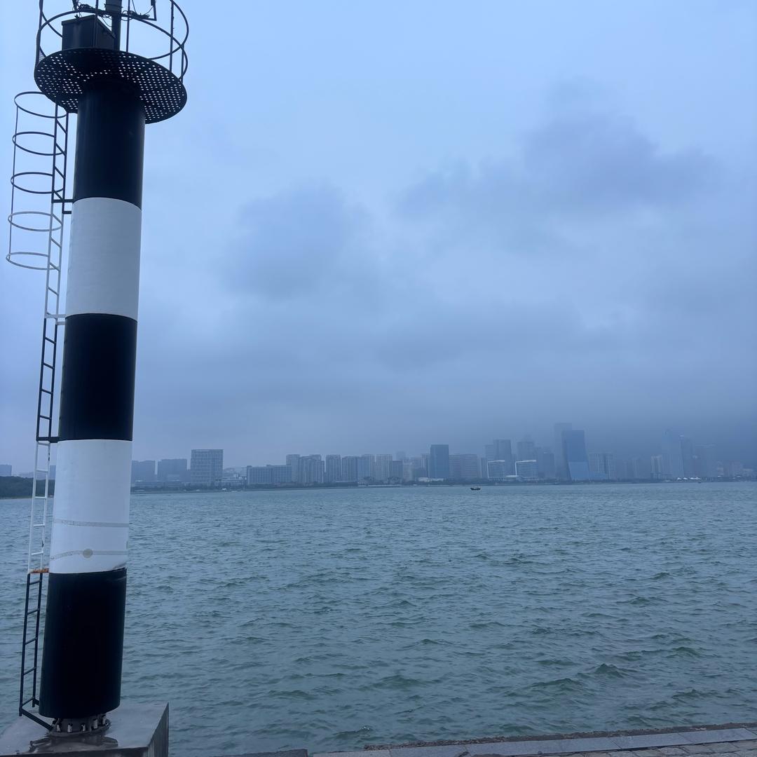 自律 简单 快乐