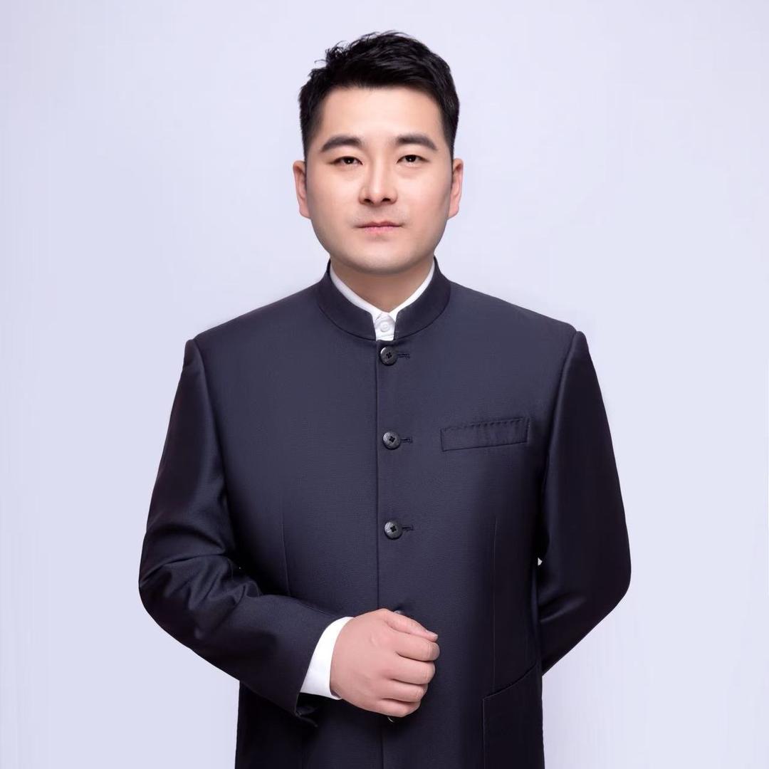 老淮滨代伟