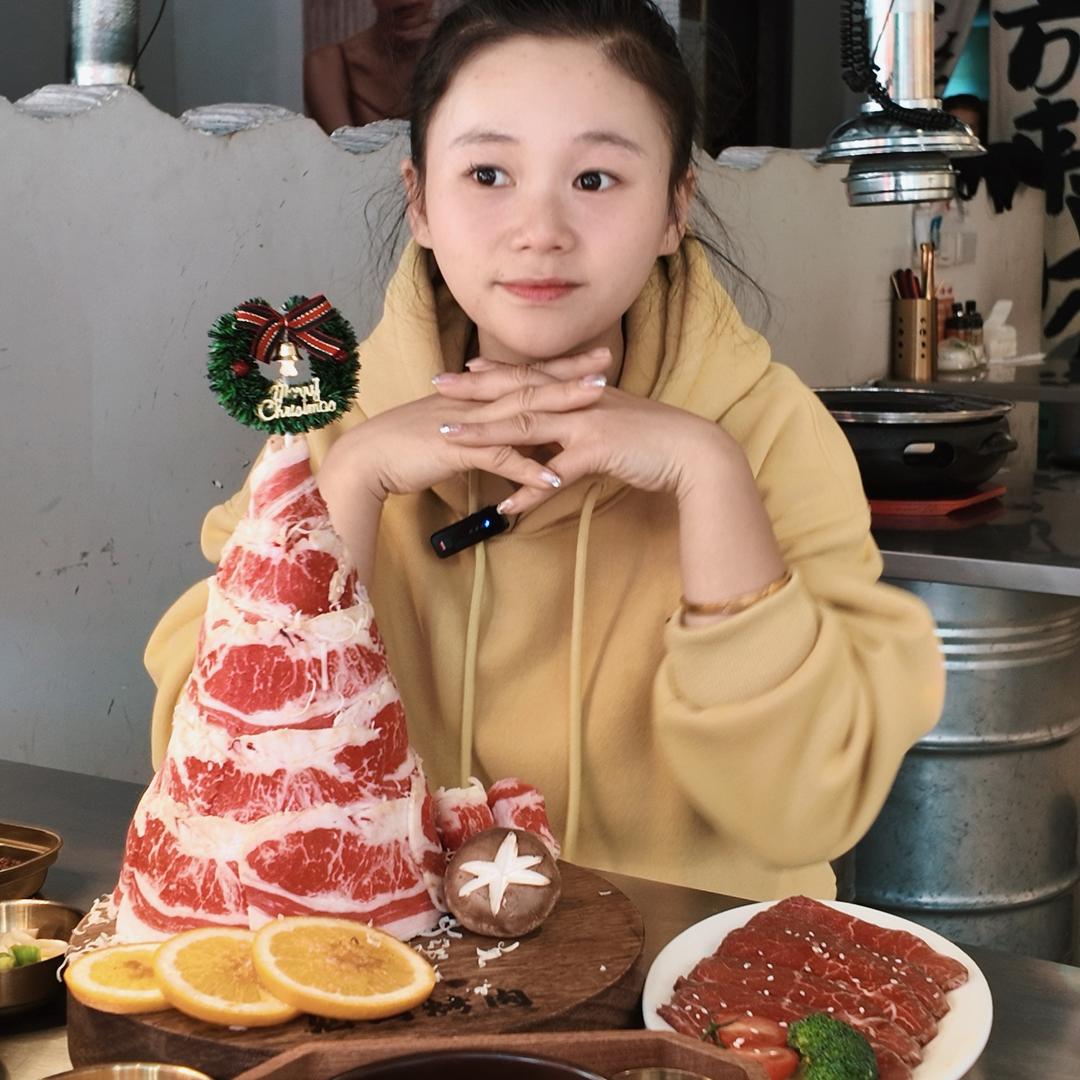 见山烤肉老板娘
