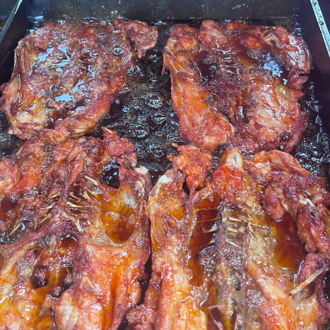 肉肉沈阳喷醋铁板鸡架