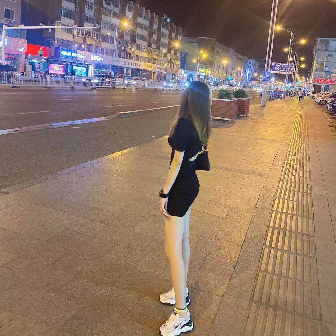 辞忧.