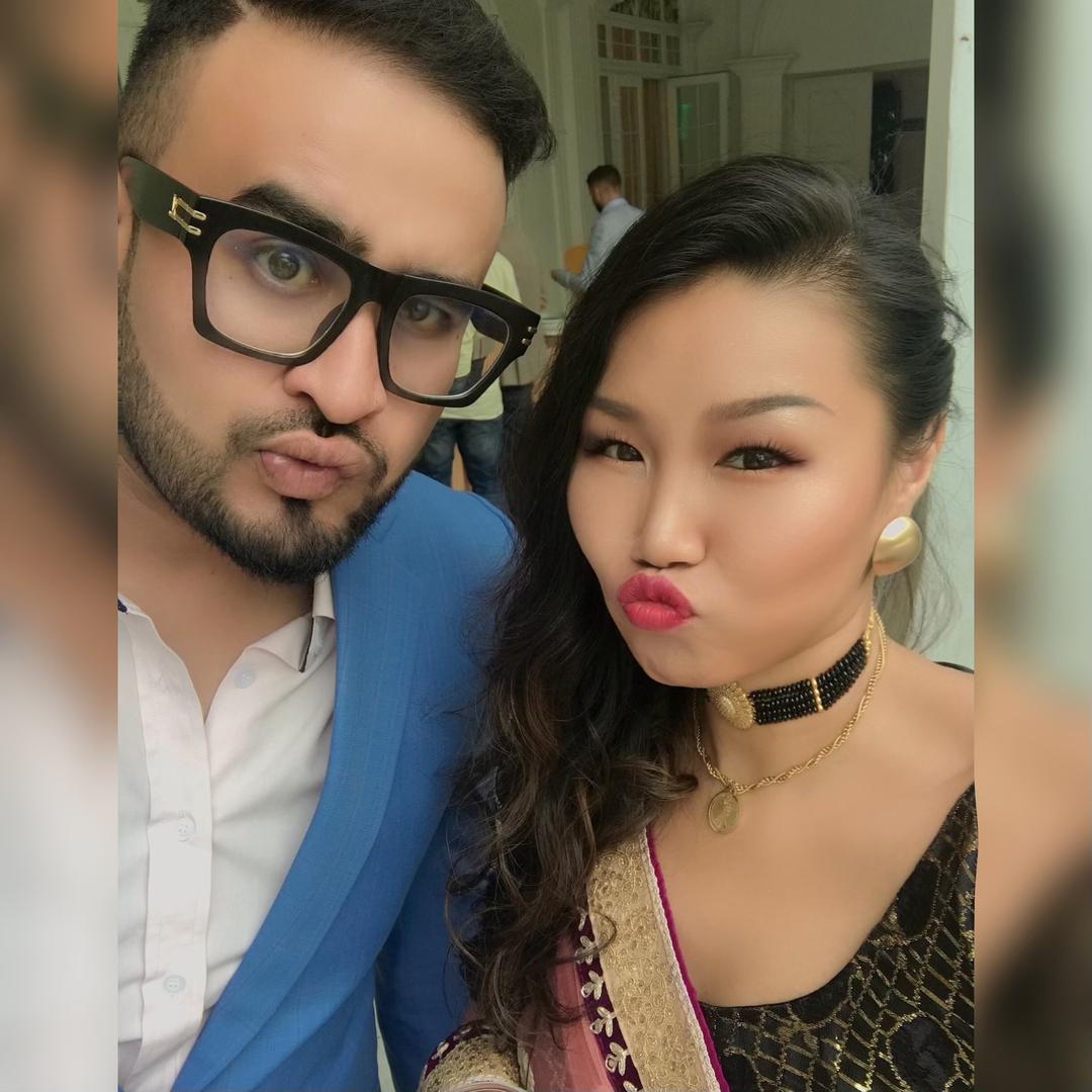 黑牙在尼泊尔