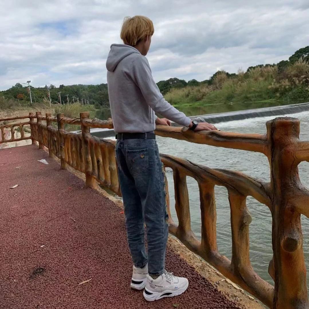 许    哈哈哈🌊