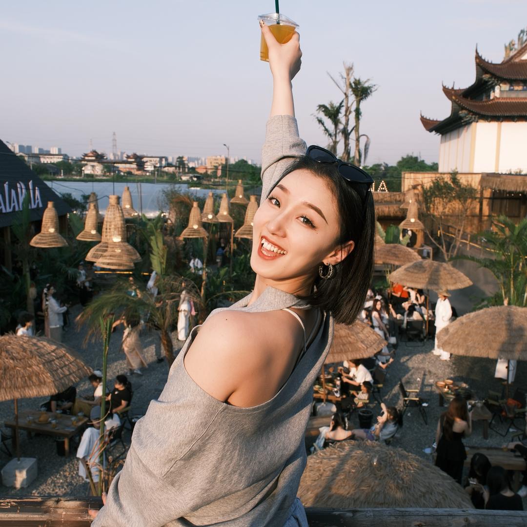 宁舞品牌·室内蹦极·甜甜