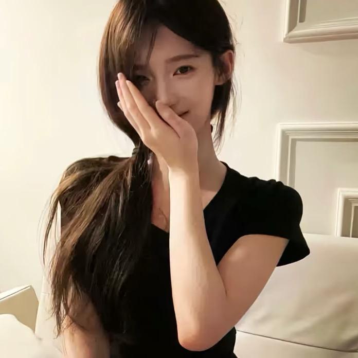 李欣欣-