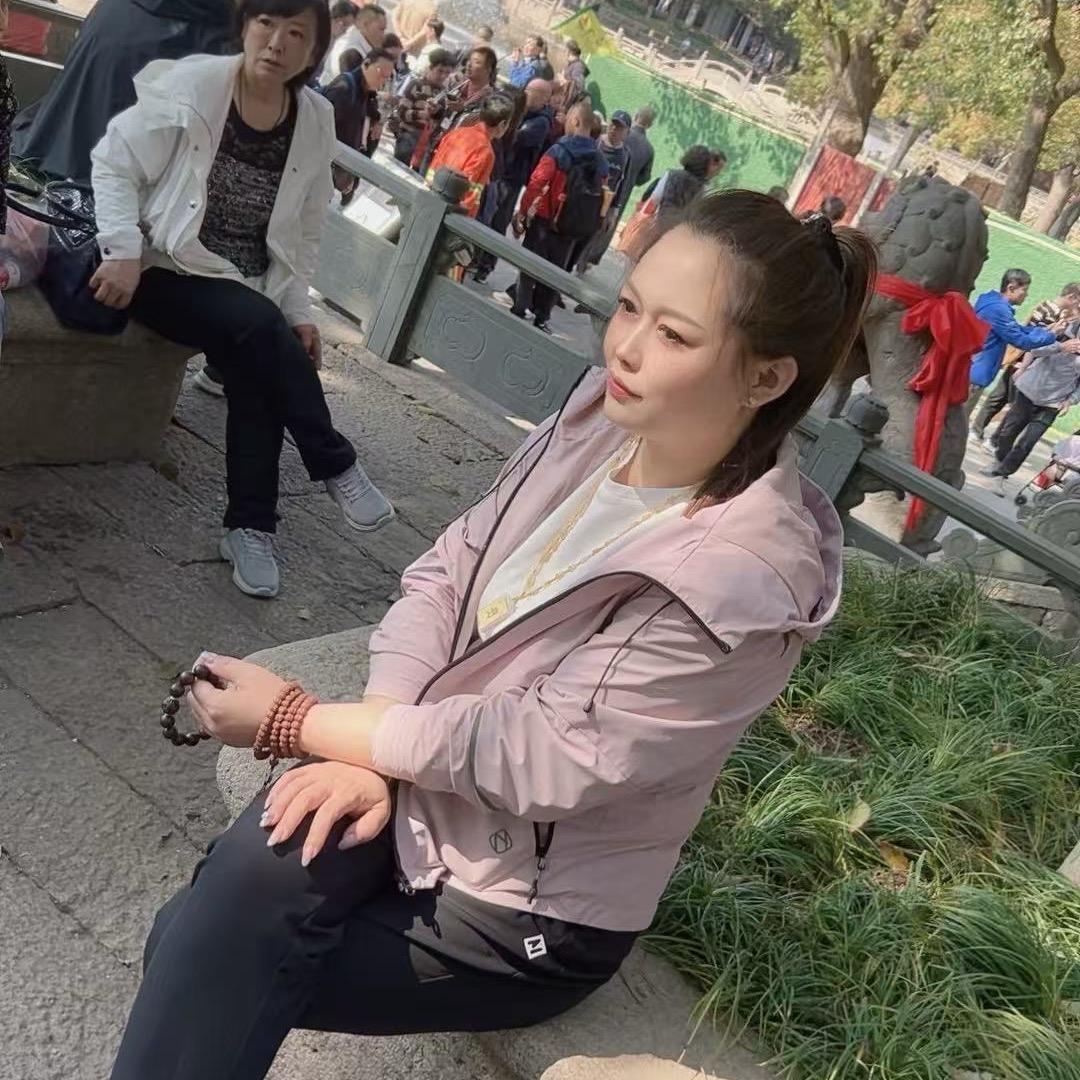 看👀事的老阿姨小号