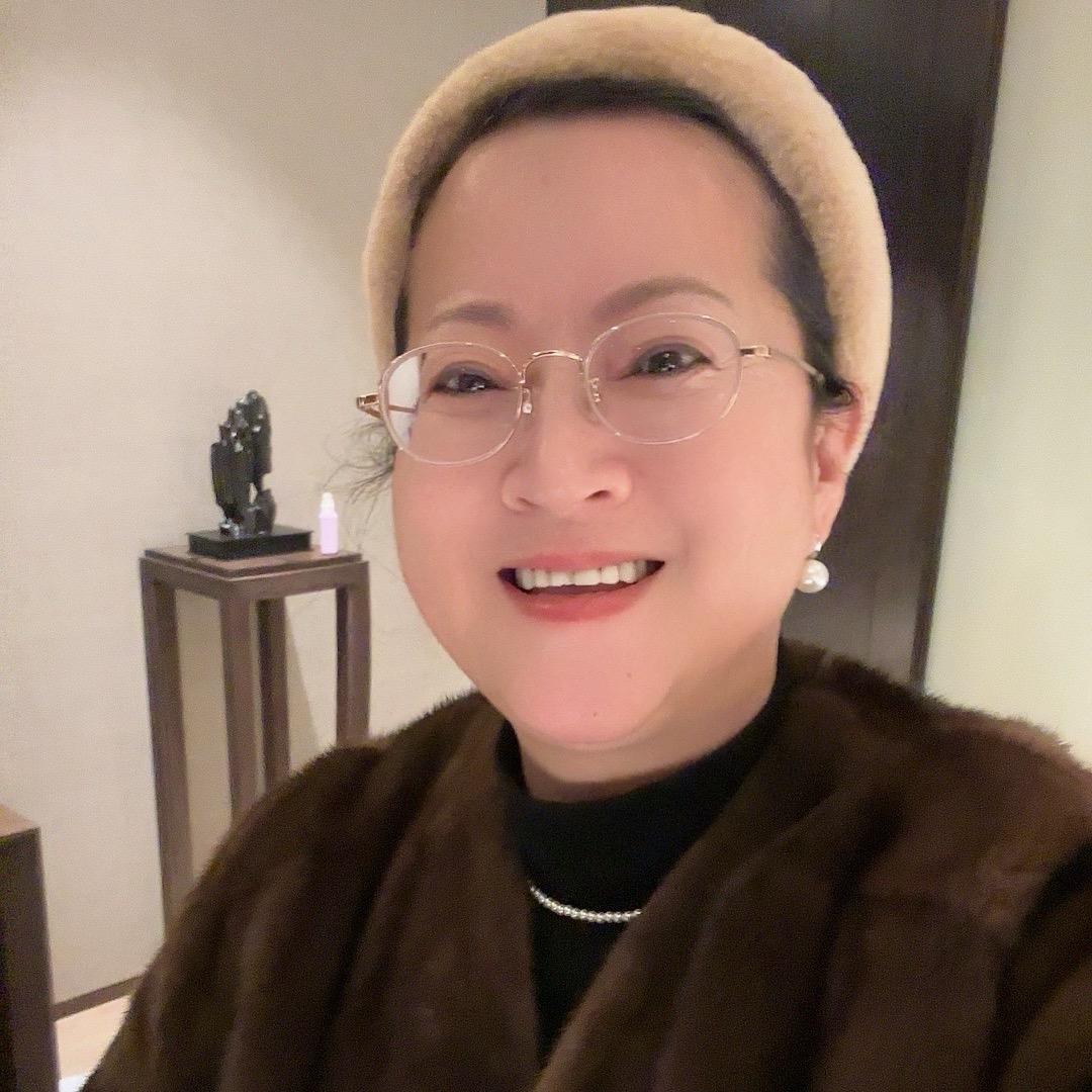 秀姐来了