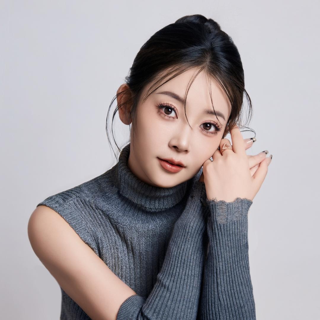 榆次童颜大眼睛店