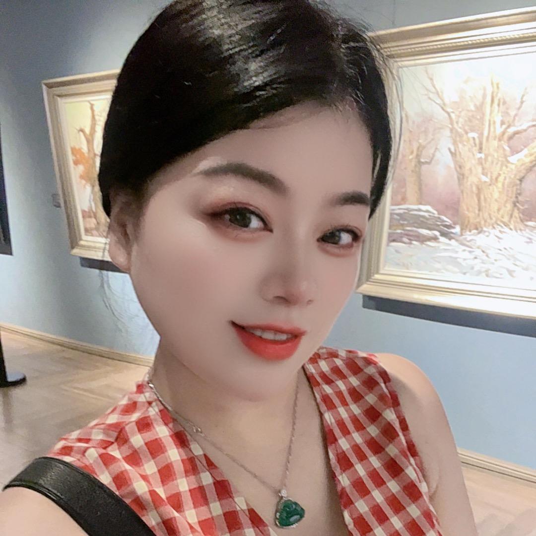 文潇潇🌸⁹⁹⁹