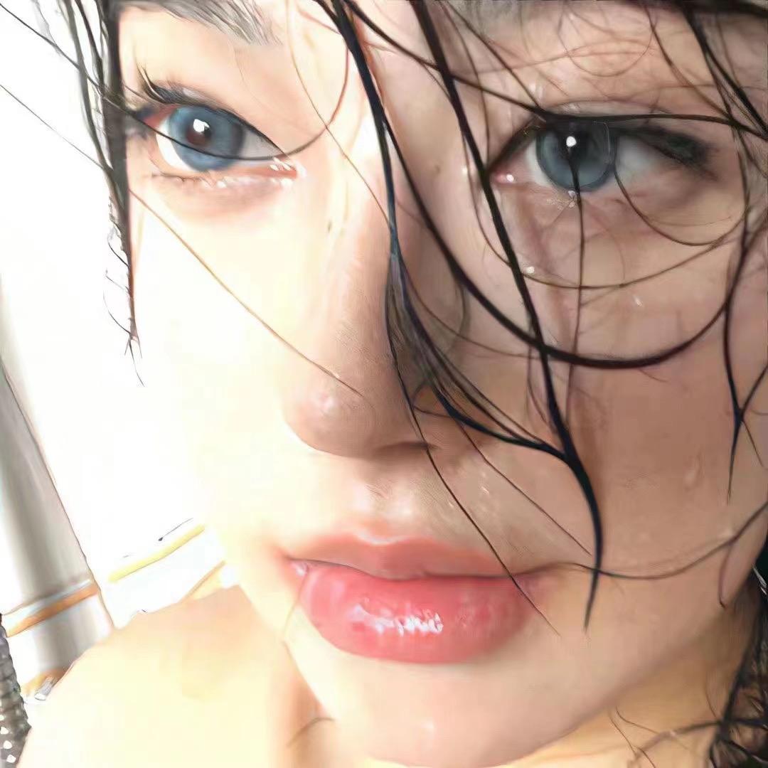 顾里里
