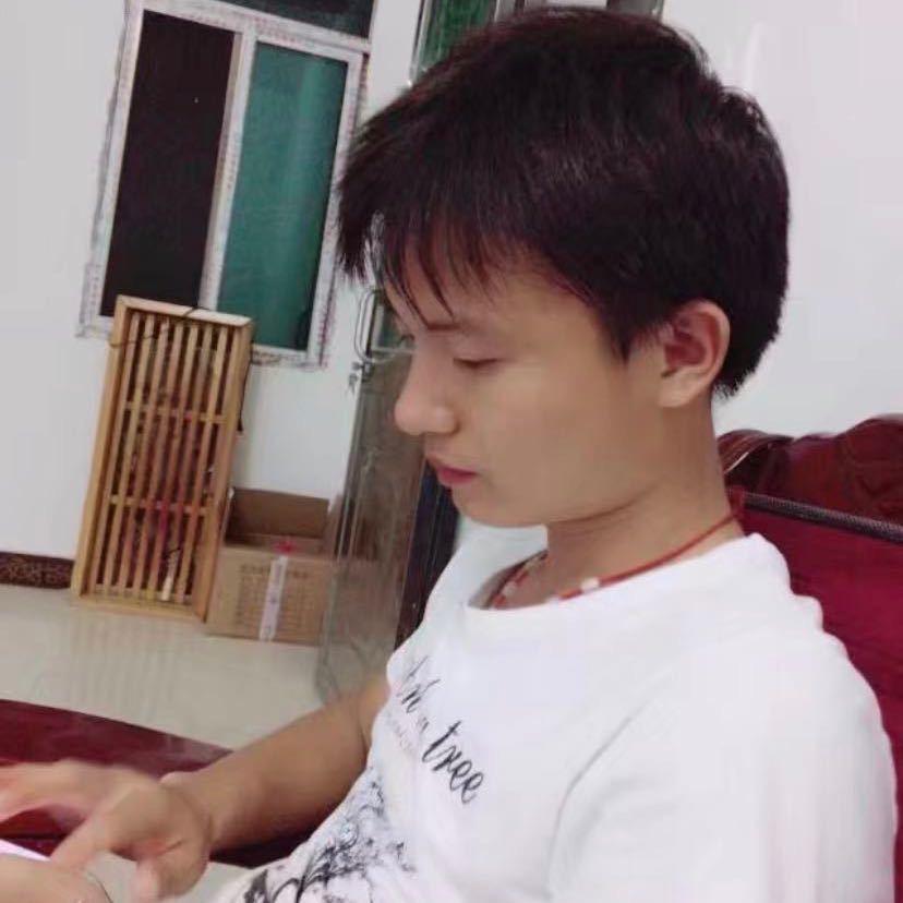 绝世霸主龙家少主头像