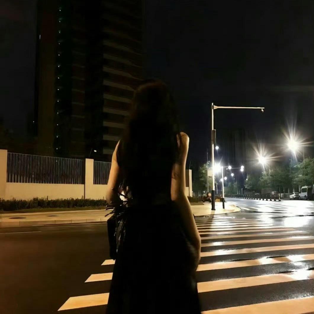 叫我小八呀
