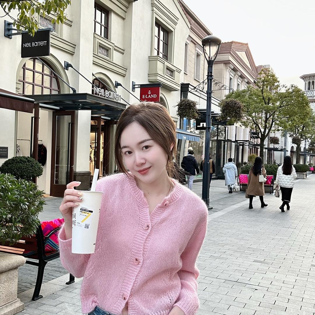 杭州四季青玉琴女装