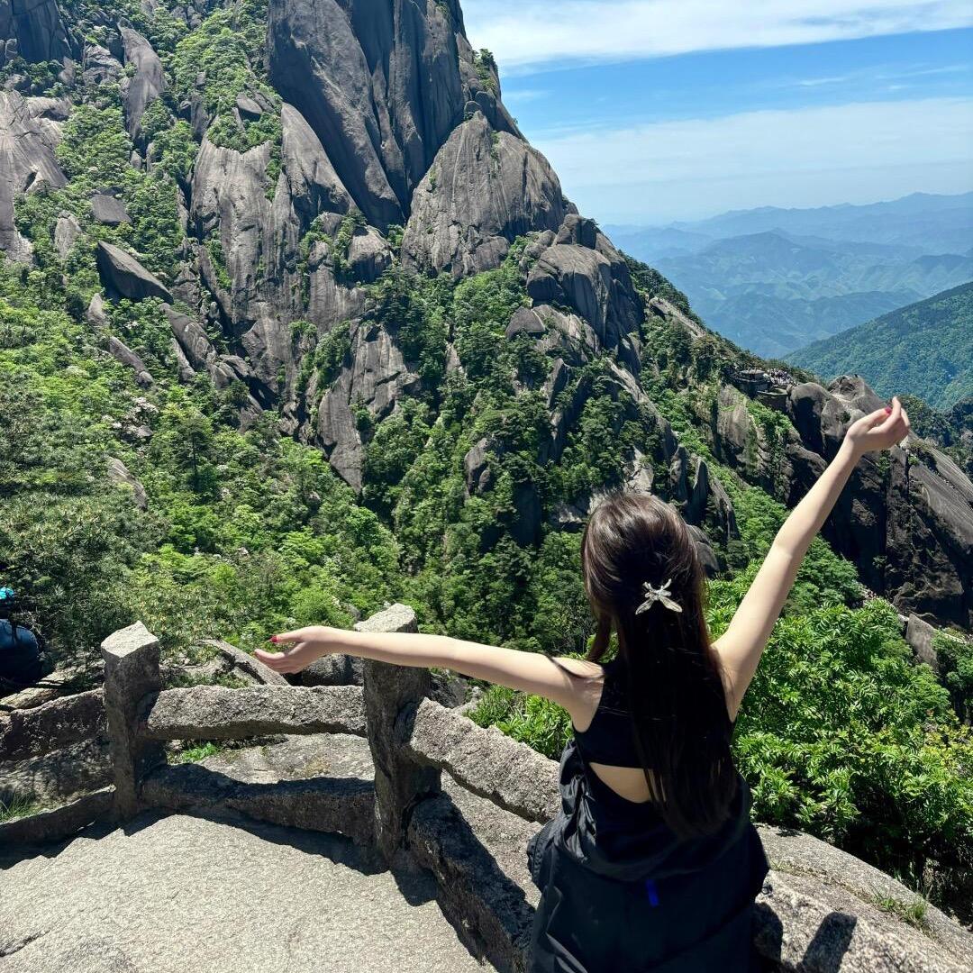 阳宝爱爬山（👀主页进裙）