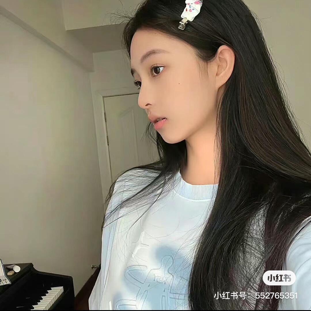 芽芽穿搭🌱