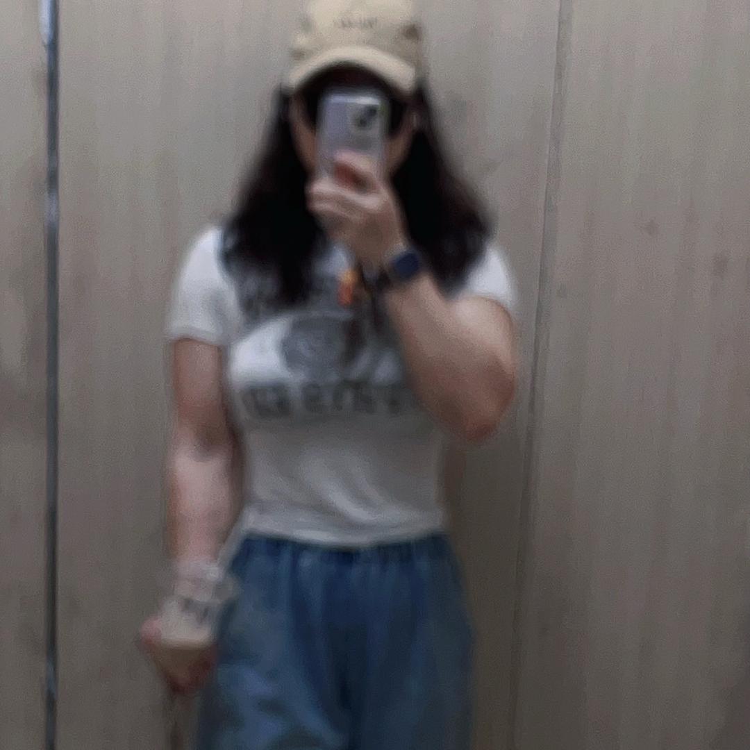 不吃鱼的猫🐈🐾