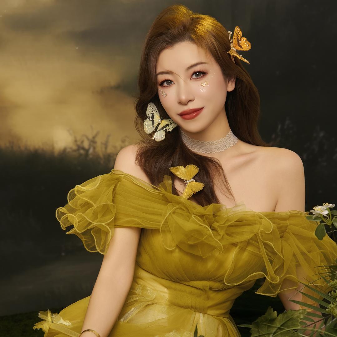 王妍Melody歌手 混血儿王嘉骏的妈妈