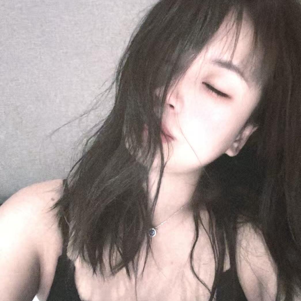 85岁穿黑丝性感少妇