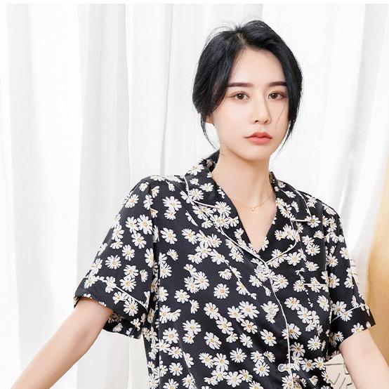 思丝原创睡衣穿搭