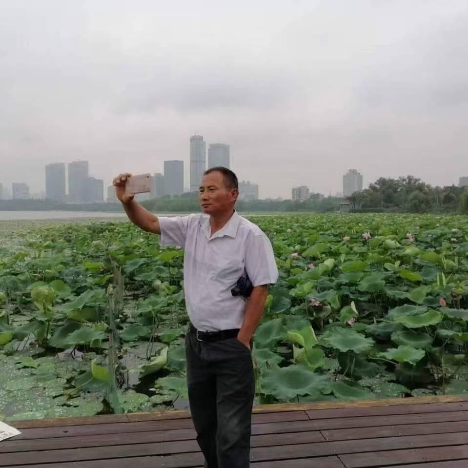 一心一意跟主走