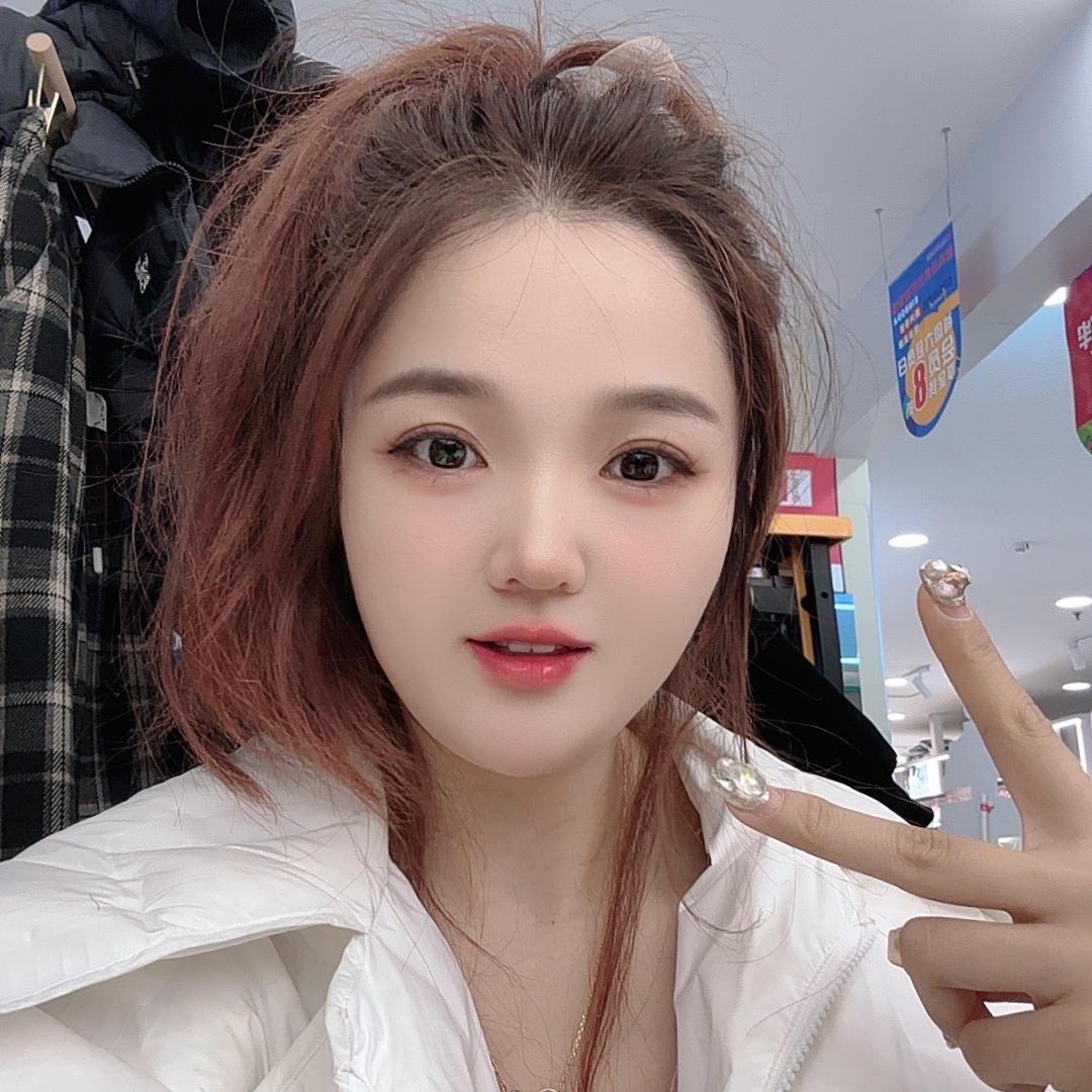 小芸芸新博大百货清仓号