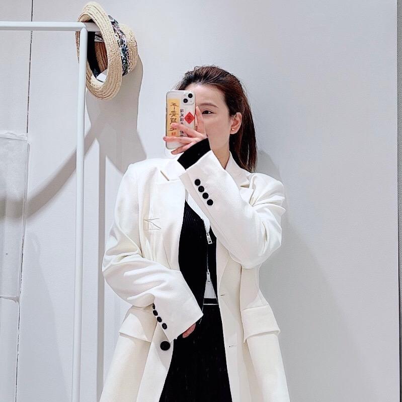 上海奉贤高品质女装U/TI  丽丽