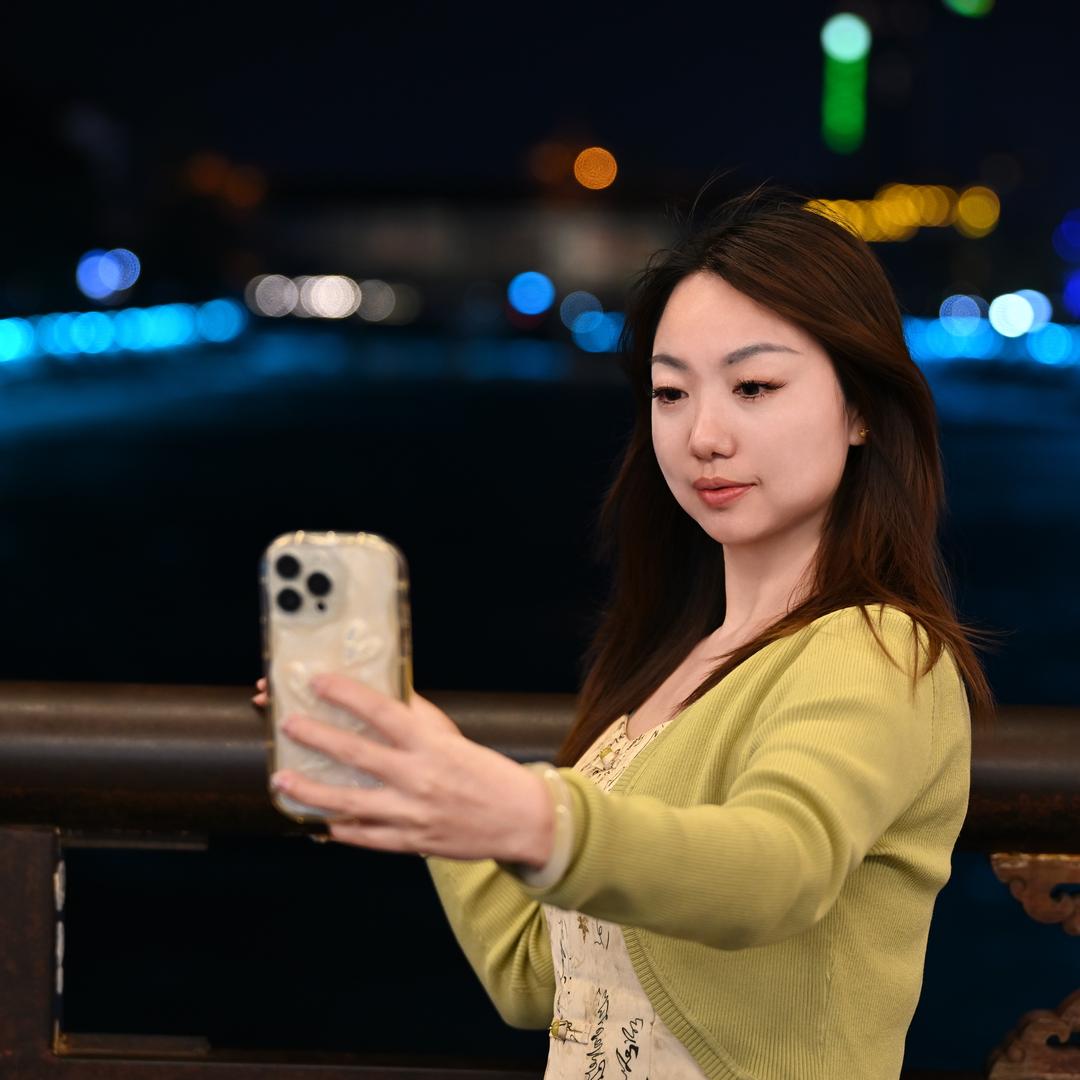 觅颜美甲美睫官方号