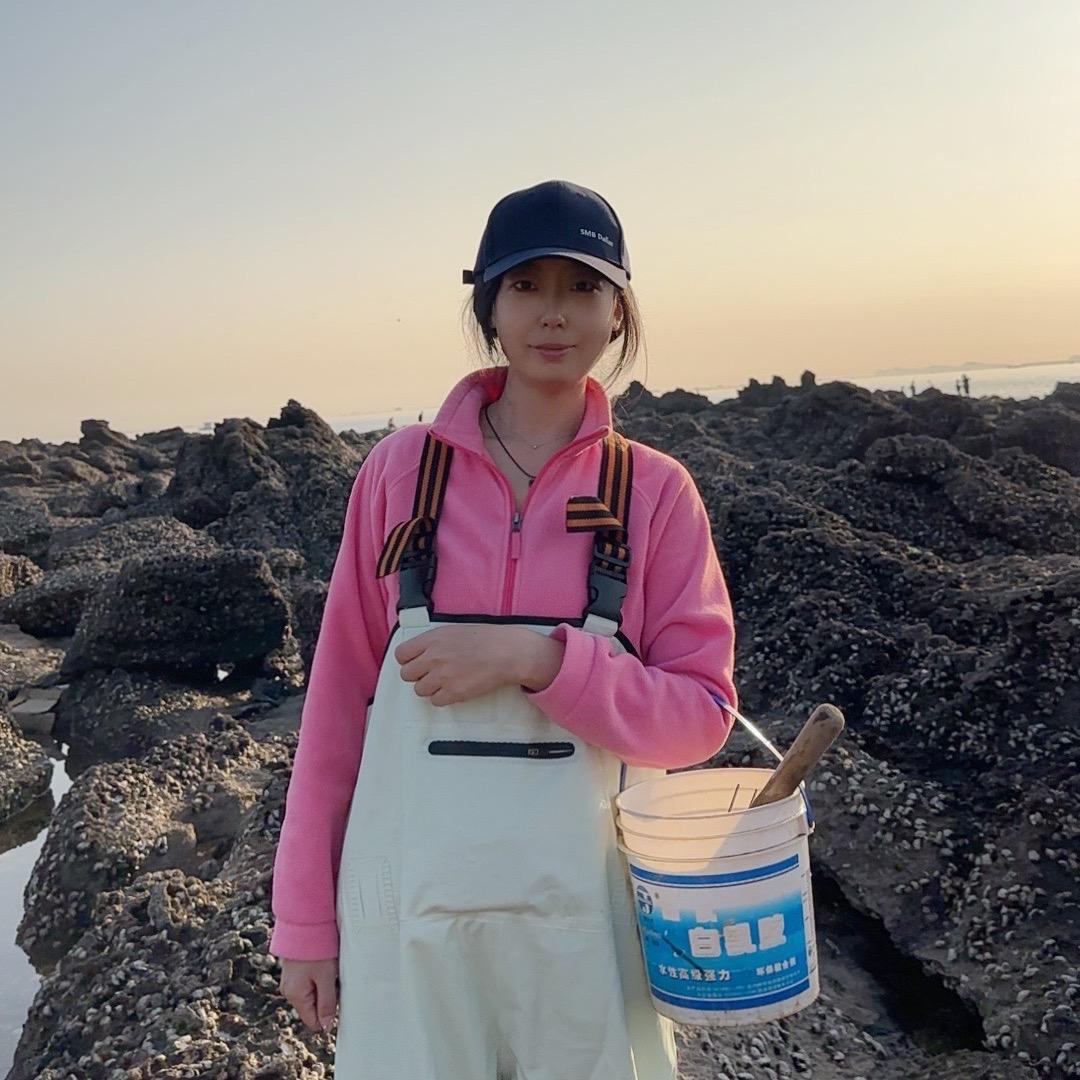 新新在海边