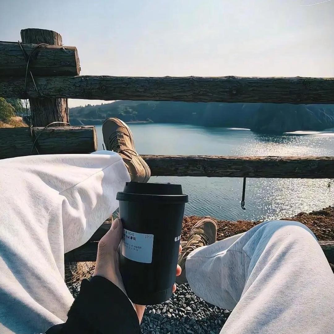 来杯冰美式